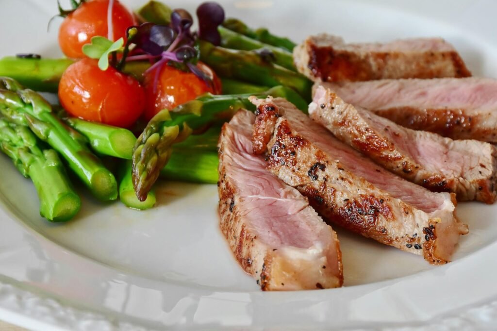 asparagus steak veal steak veal 361184 - 7